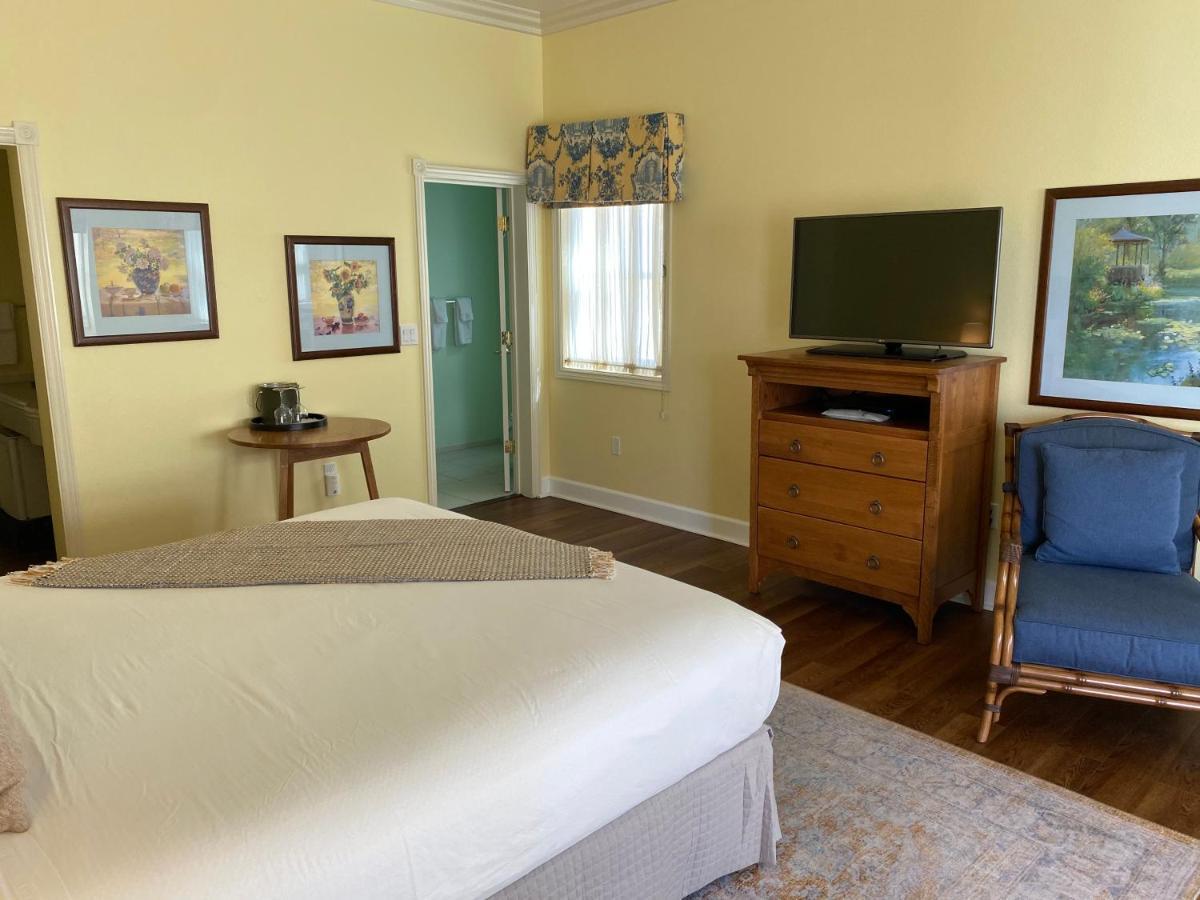 Elm House Inn 3*