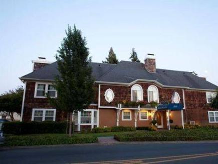 Elm House 3* Napa