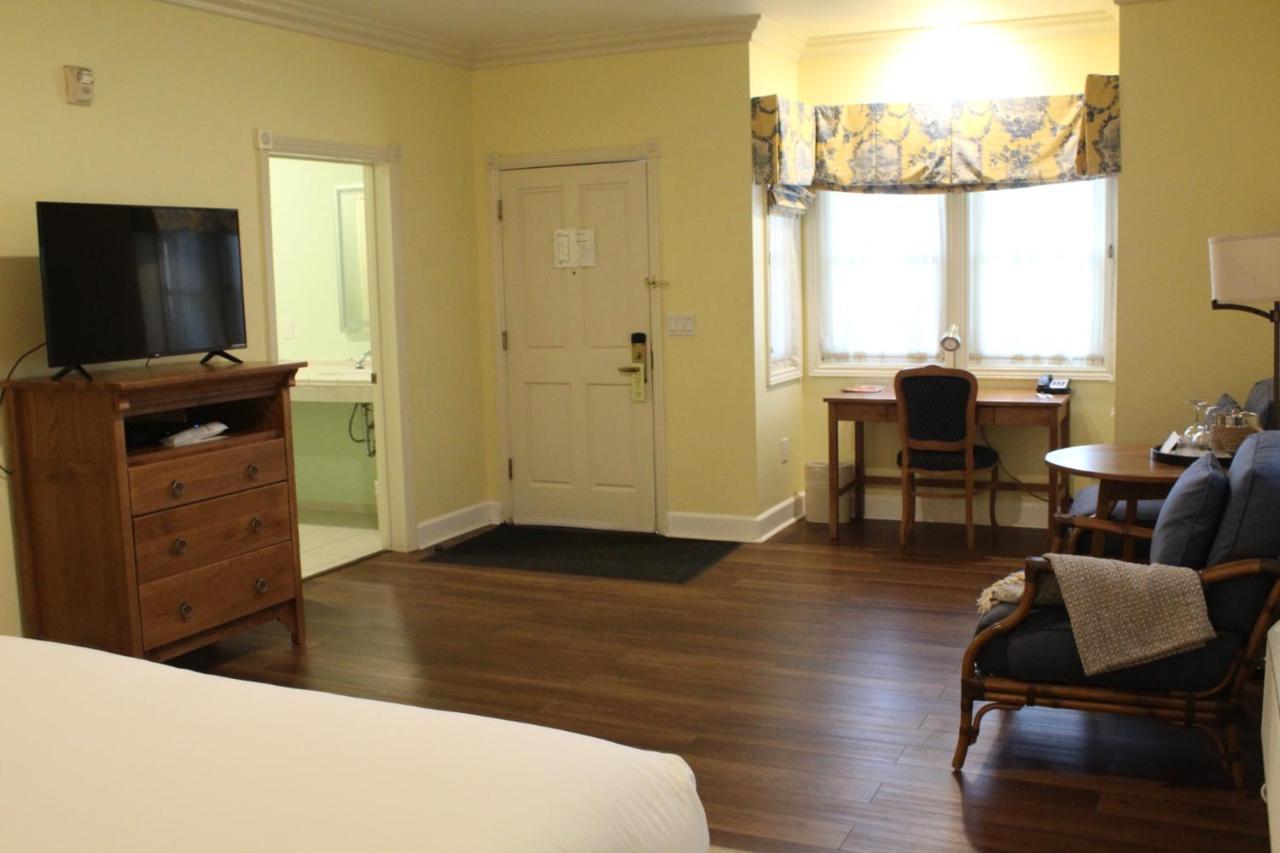 Gasthof Elm House 3*