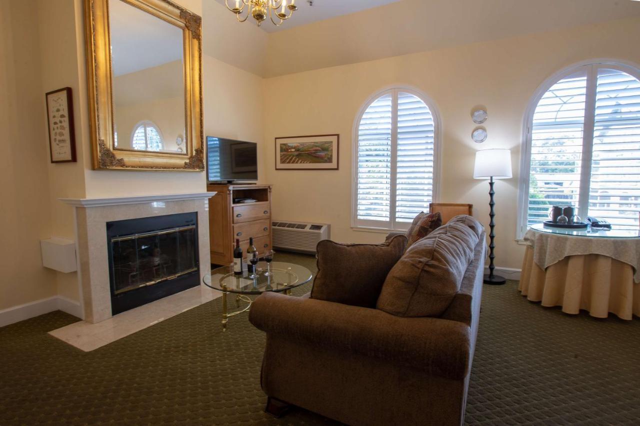 Elm House 3* Napa
